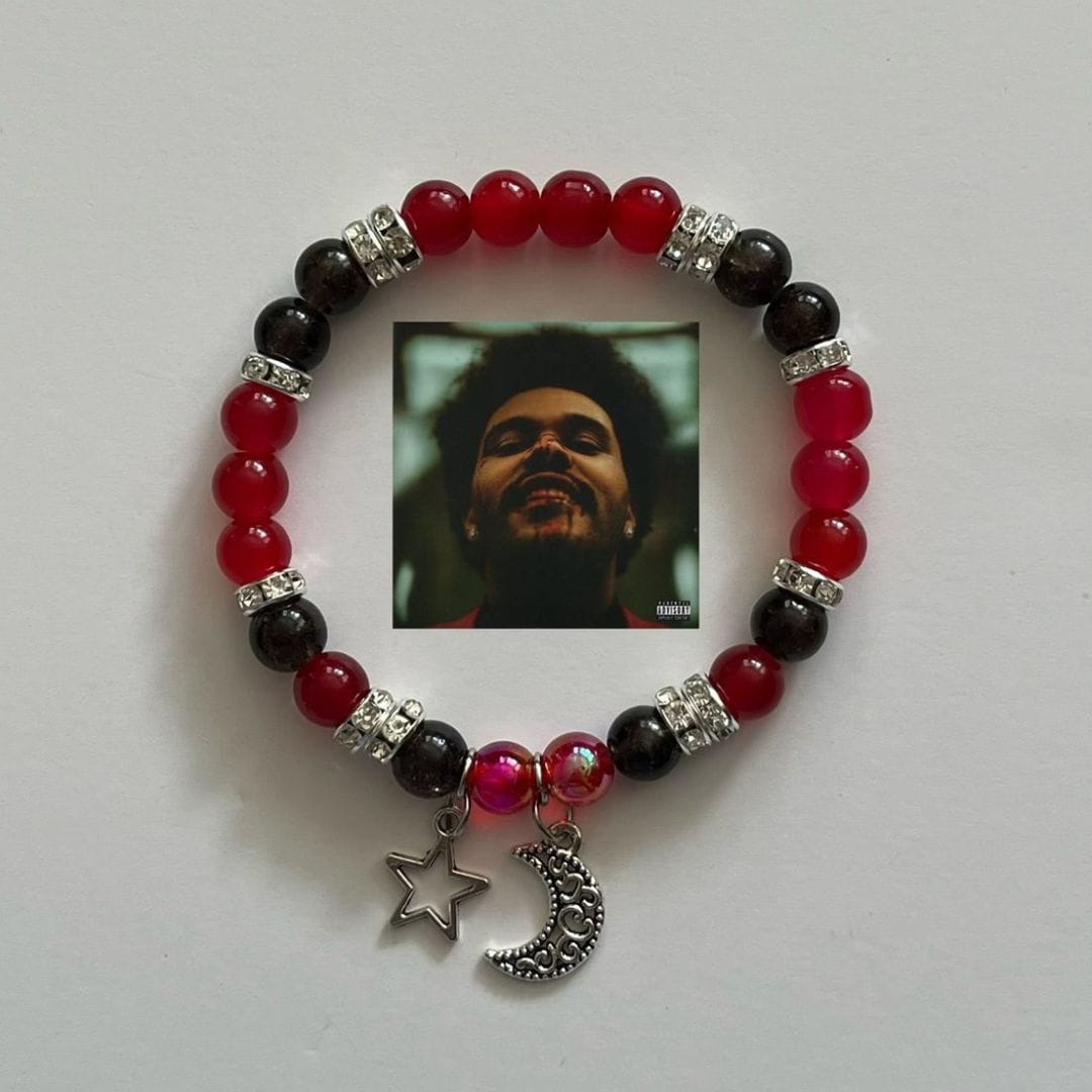 The Weeknd After Hours bracelet in red and black with star and moon charms - Beads by Nia