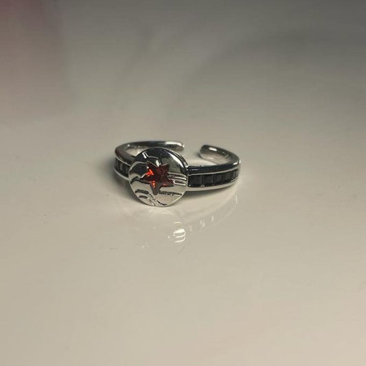Adjustable Captain America star ring shown from the side, Marvel fan gift - Beads by Nia
