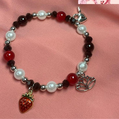 Nana anime bracelet in red, black and pearl beads with strawberry charm - Beads by Nia